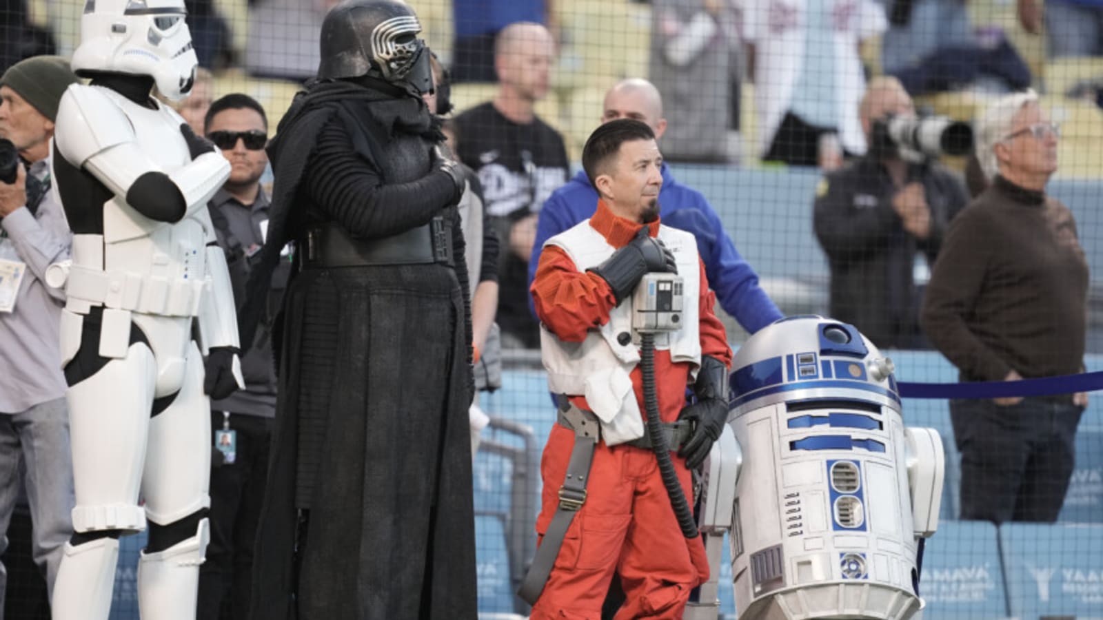 2025 Dodger Stadium Promotions: Star Wars Night, Dia De Los Dodgers & More Ticket Packs