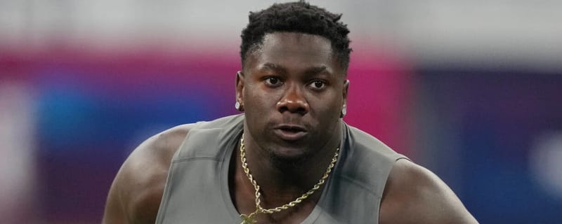 Falcons trade up in second round, draft Clemson DL at No. 35