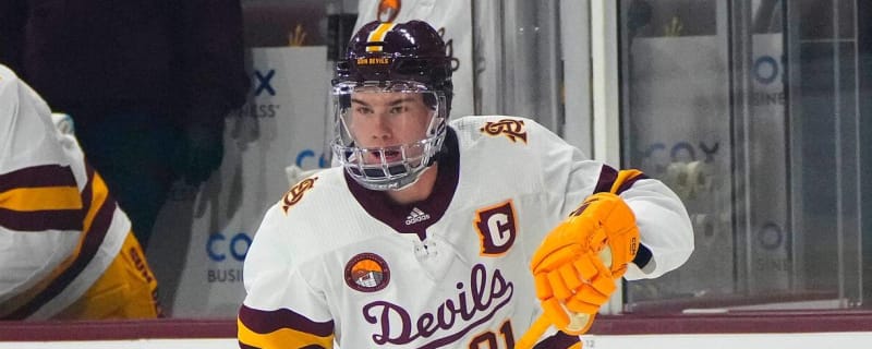 Coyotes ink son of franchise legend to entry-level deal