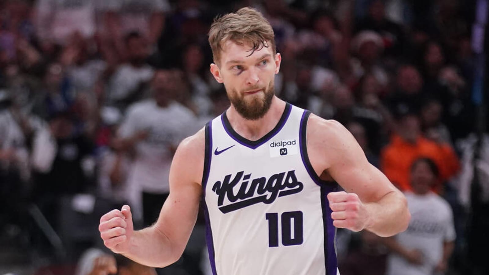 Kings forward makes notable jersey number change