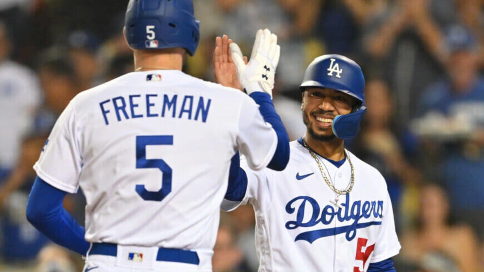 Dodgers All-Stars Mookie Betts & Freddie Freeman Among 2022 Hank Aaron Award Finalists