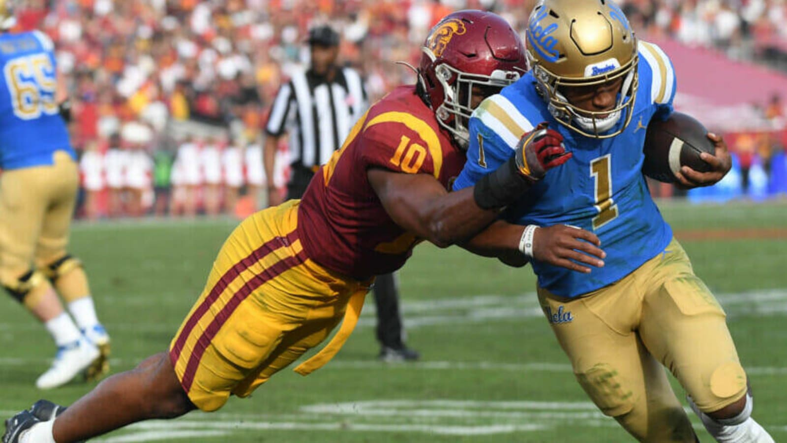  Caleb Ferguson, Dave Roberts Have Split Opinion Of UCLA & USC Leaving Pac-12 For Big Ten