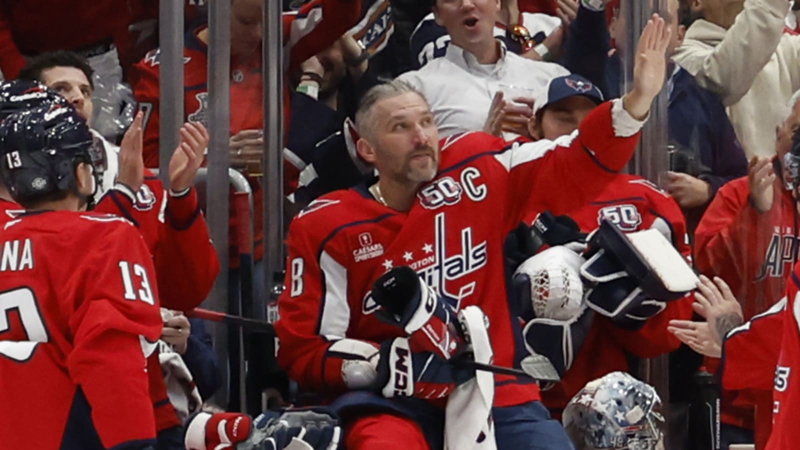 Alex Ovechkin is NHL's sixth player to log 700 assists, goals
