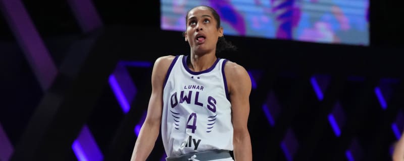Skylar Diggins-Smith hits game-winner in inaugural Unrivaled game
