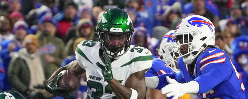 Four-time Pro Bowl running back signs with Cowboys