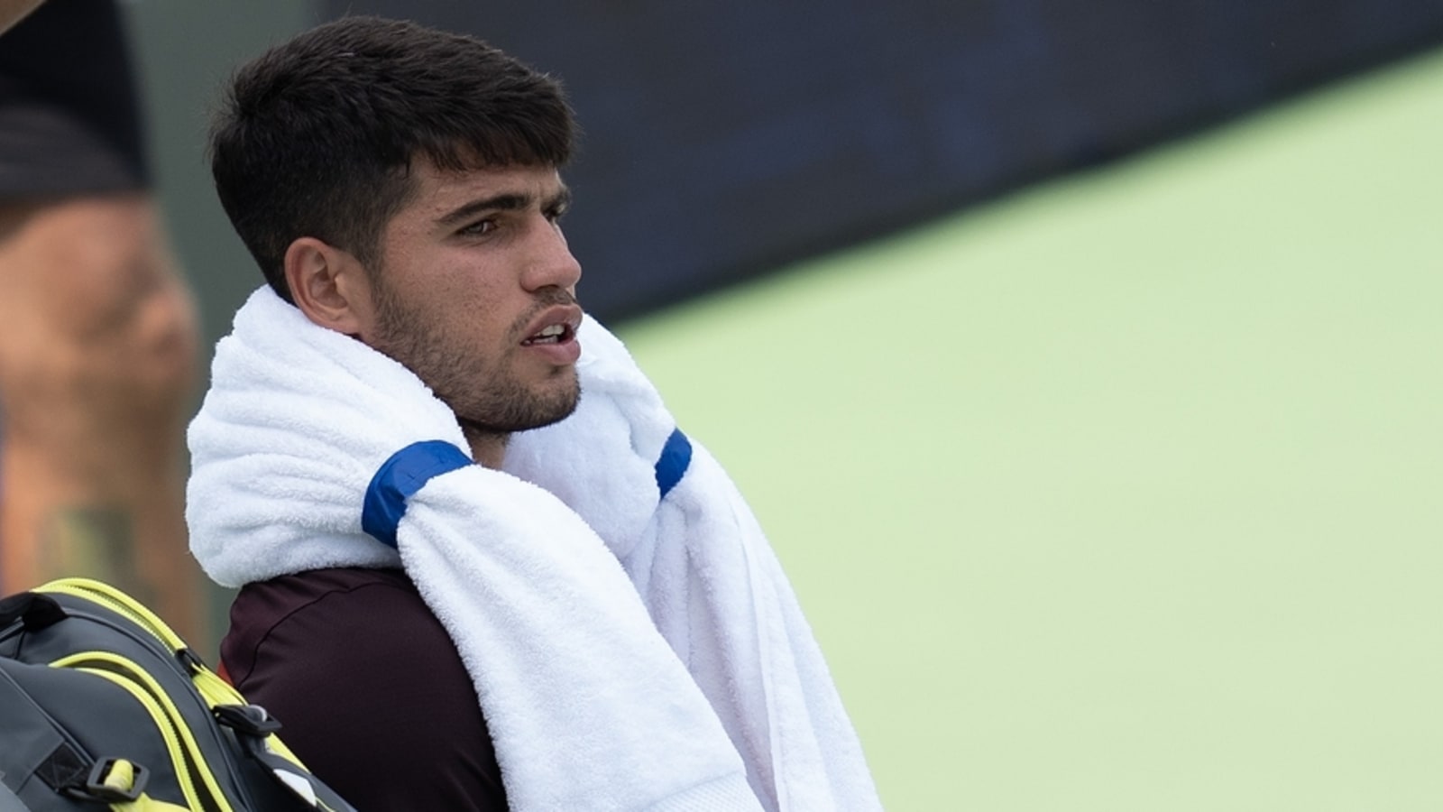 Carlos Alcaraz apologizes for racket smash at Cincinnati