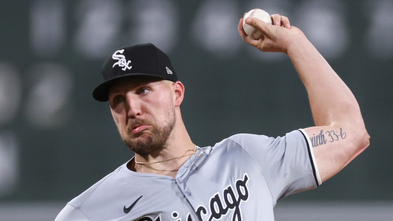 All-Star starting pitcher open to extension with White Sox
