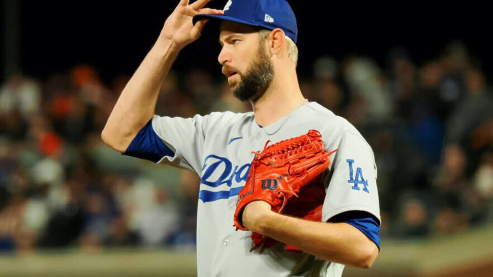 Chris Martin Believes He Can ‘Fit Right In’ With Dodgers Bullpen