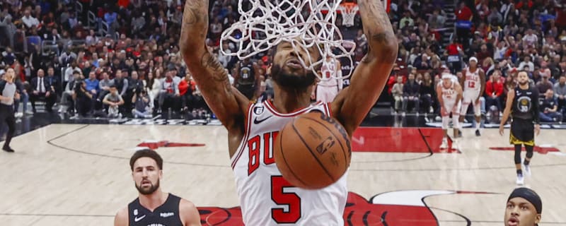 Mavericks sign dunk champion to psych out Nuggets