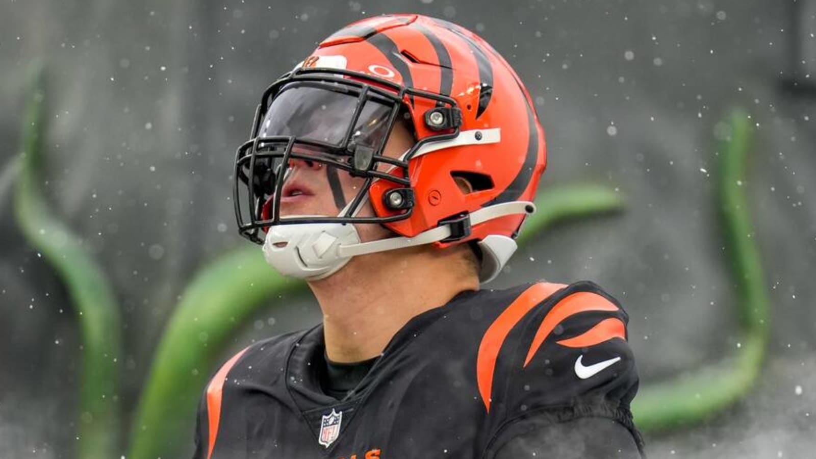 Cincinnati Bengals Disgruntled Superstar Defender Likely Stuck with Team Through 2025 Season