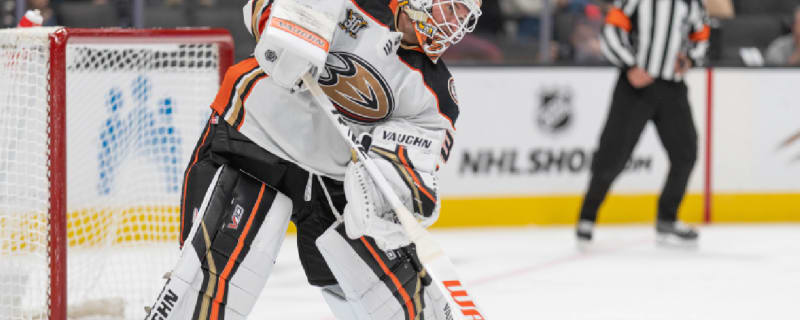 NHL Notebook: Alex Stalock announces retirement, Wayne Simmonds’ new role with Flyer, and more