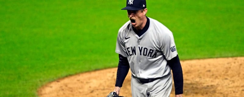 Yankees considering an extension for playoff relief hero