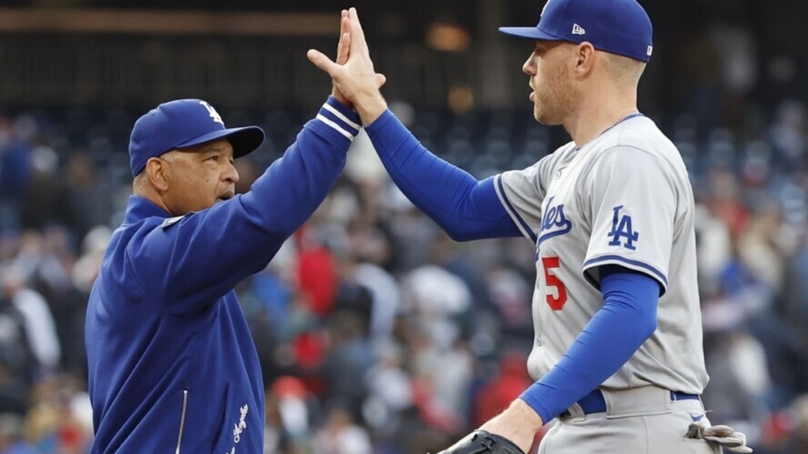 Dave Roberts: Freddie Freeman Brought ‘Desire’ To Dodgers Clubhouse