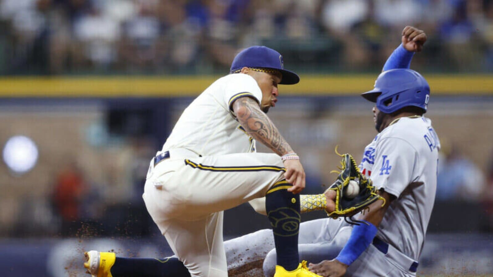 WELCOME TO LA, KOLTEN WONG #DODGERS #MLB #LOSANGELES #DODGERSTADIUM 