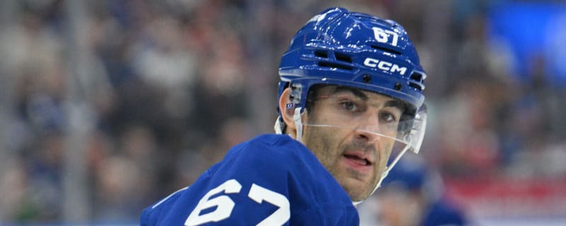 Maple Leafs sign veteran forwards, extend young defenseman