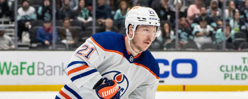 Oilers recall veteran forward, six others