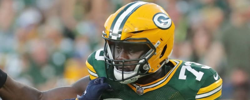 Should Yosh Nijman start at right tackle for the Packers?