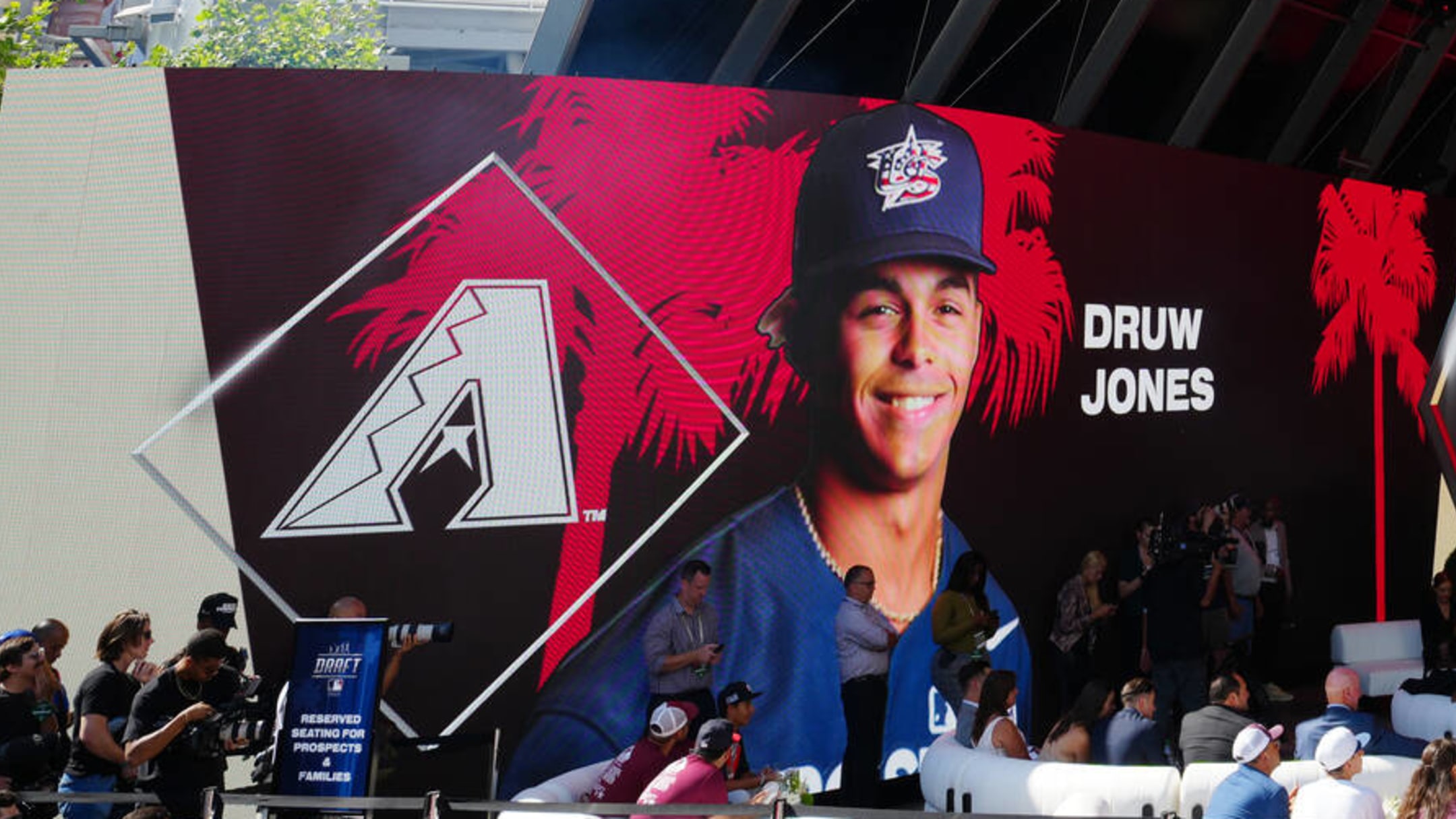 Diamondbacks Draft Druw Jones, Son of Braves Legend Andruw Jones