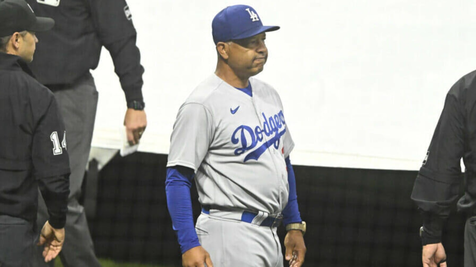  Dave Roberts Disappointed By Guardians’ Handling Of Rain Delay & Suspended Game