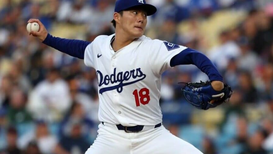 Dave Roberts: Yoshinobu Yamamoto ‘Seamlessly’ Settling In With Dodgers