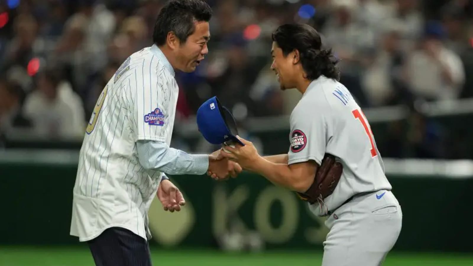 Chicago Cubs: Two World Series Champions share a sentimental moment