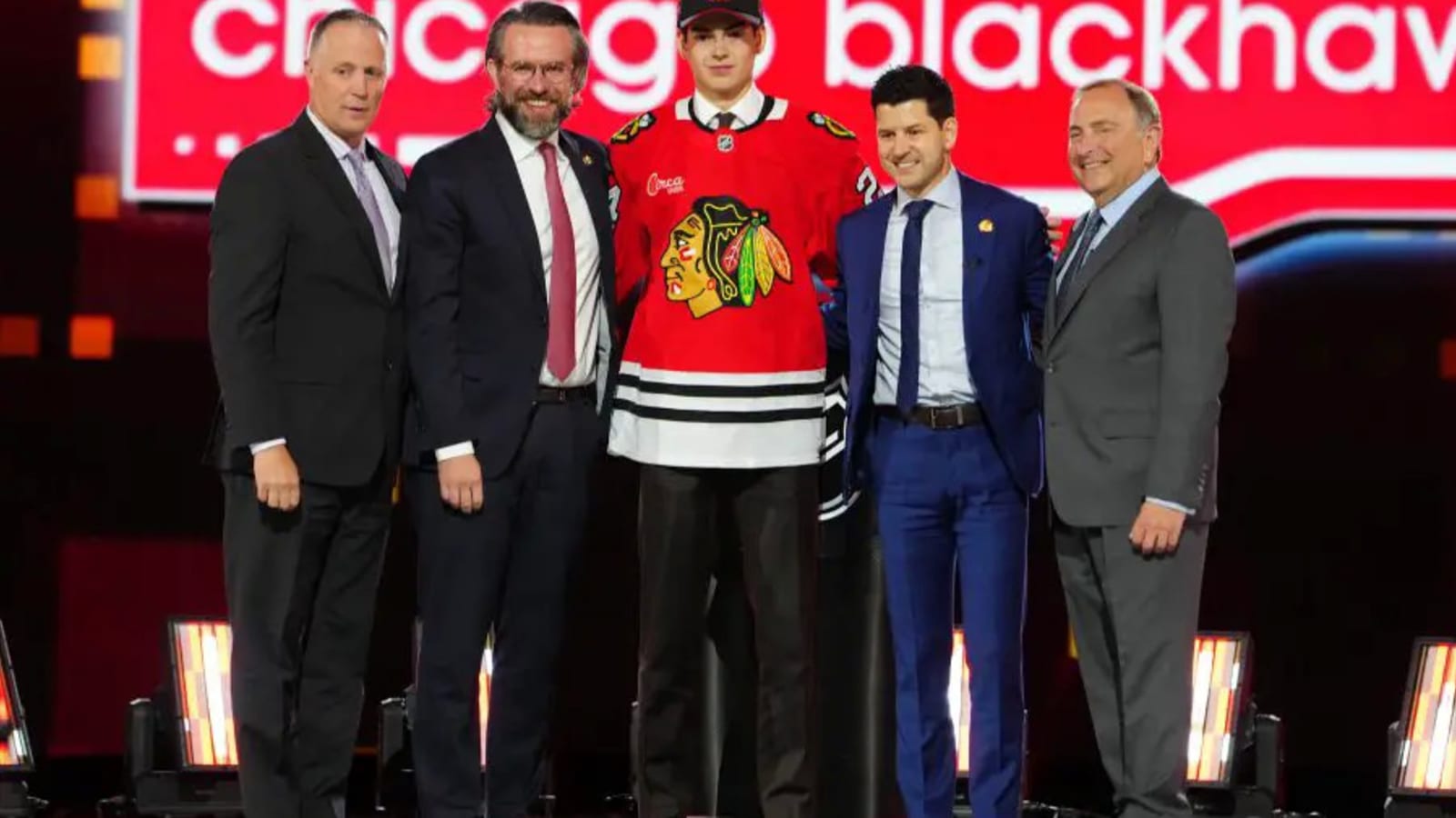 Chicago Blackhawks 2024 first round pick wins conference rookie of the year award