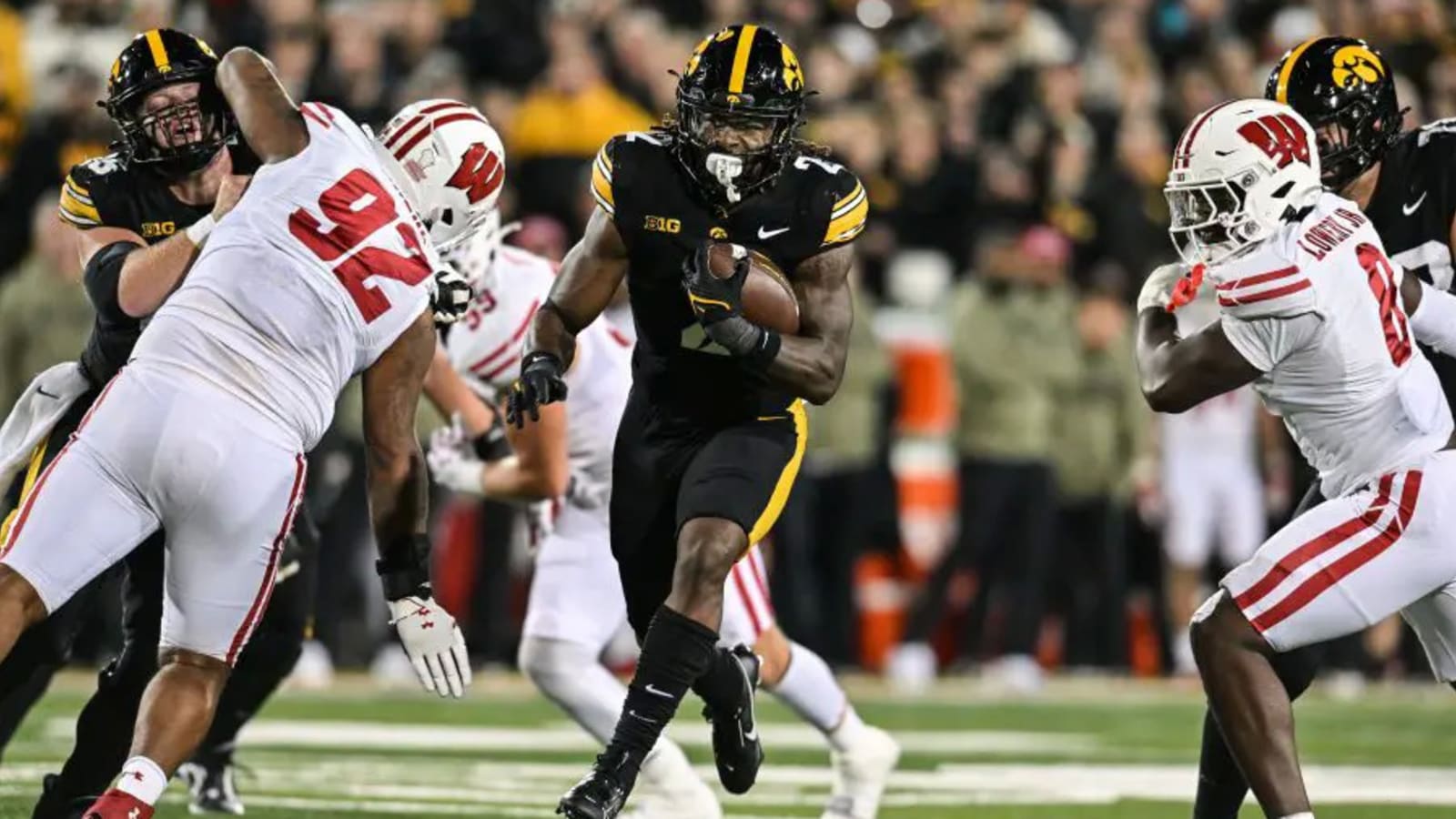 5 Prospects the Chicago Bears should target in the second round