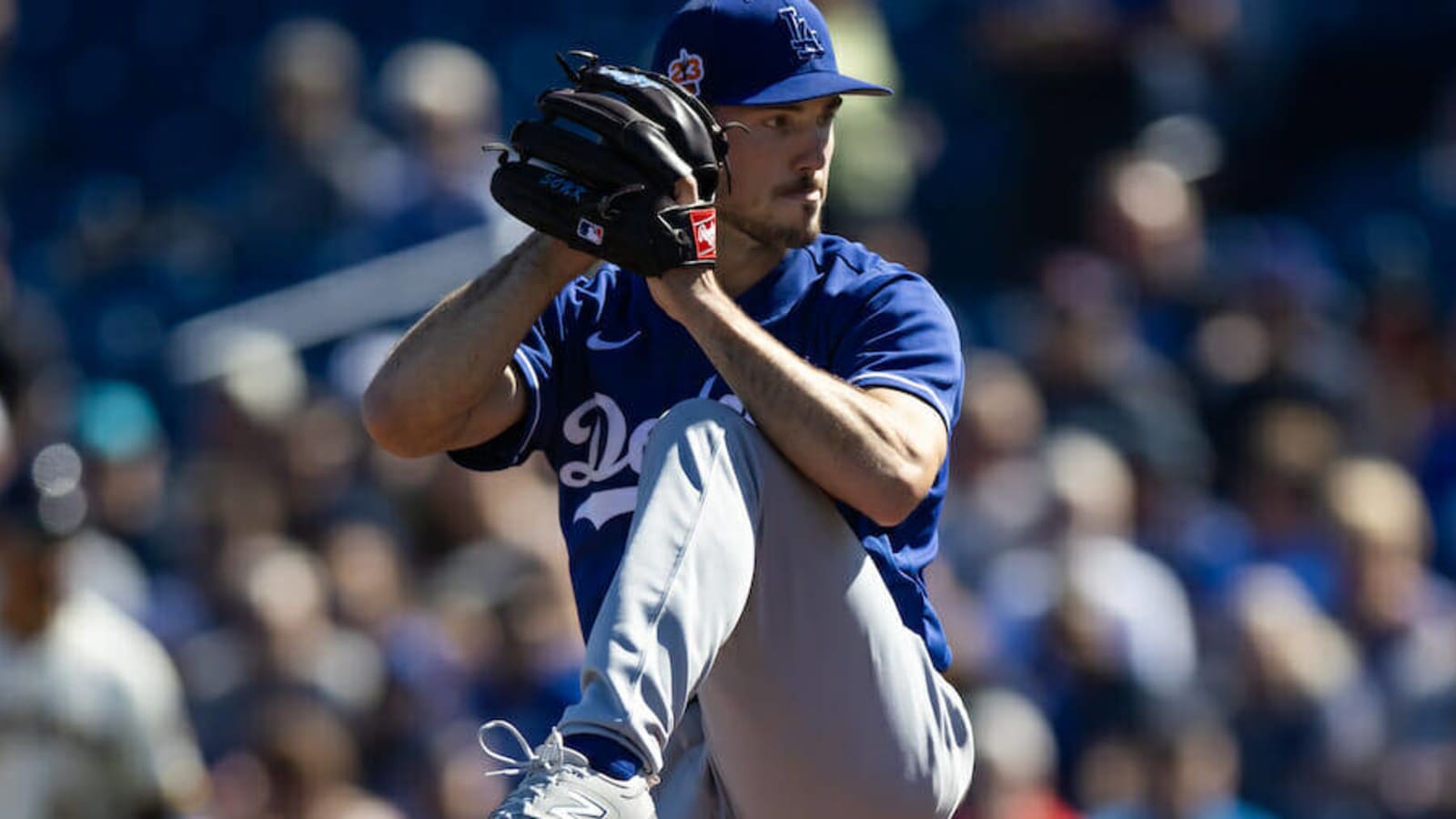 Los Angeles Dodgers' Victor Gonzalez plays during the first inning