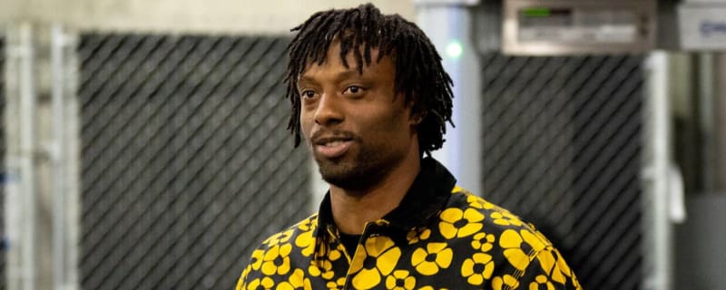 Eli Apple responds to criticism over possible Damar Hamlin-related tweet