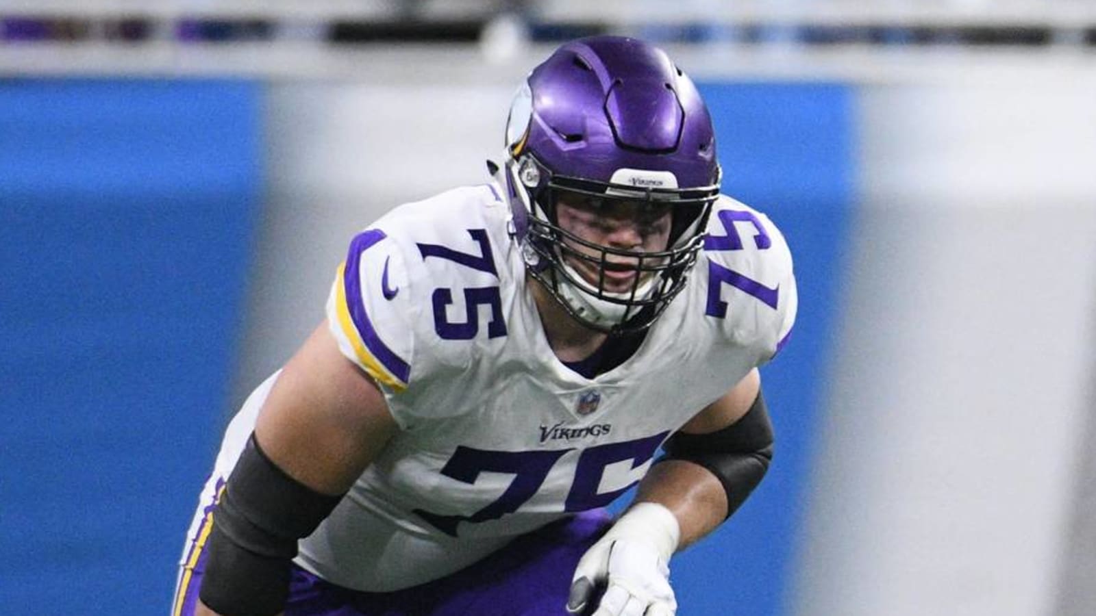 Vikings OL Brian O’Neill evaluated for concussion after hit from Nick Bosa