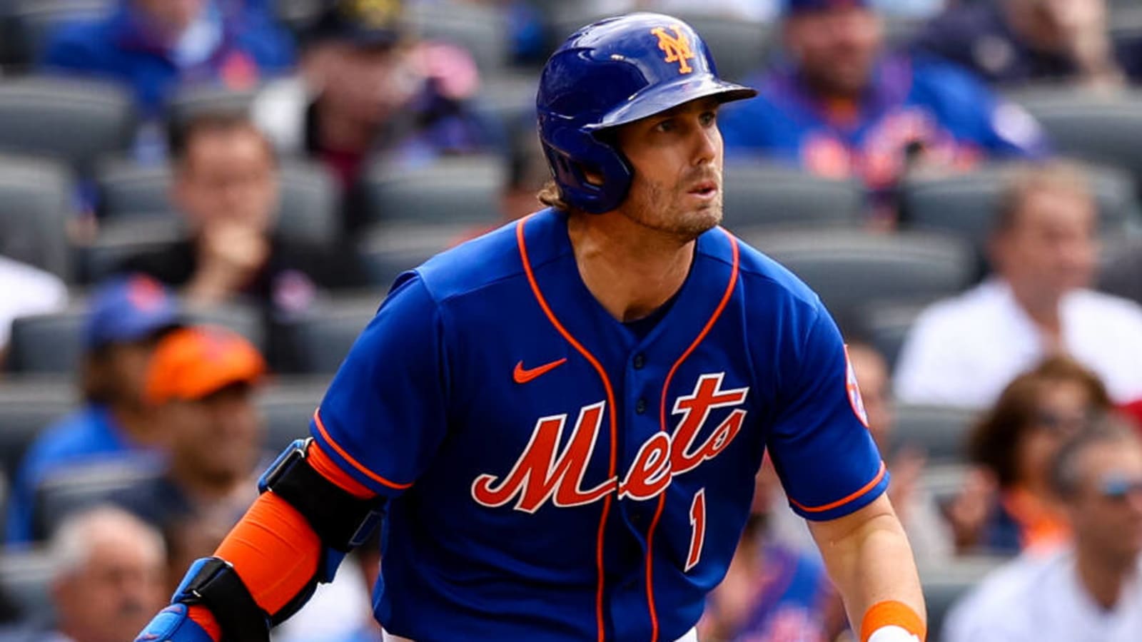 Jeff McNeil day-to-day with hamstring tightness