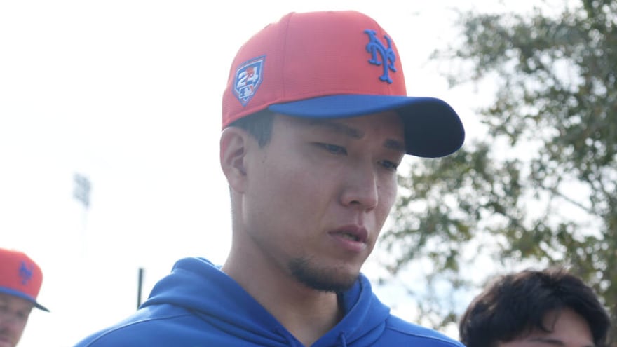 Mets pitcher shares cryptic comments about his rehab