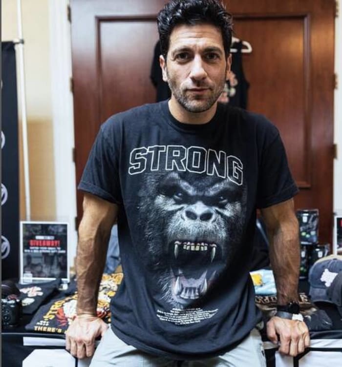 Kenny Santucci