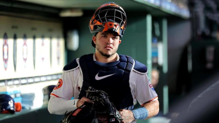 Houston Astros Seemingly Reducing Playing Time of Star Catcher