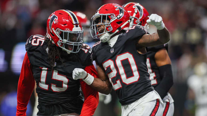 Falcons DC Sends Clear Message on Pass Rushing Issues