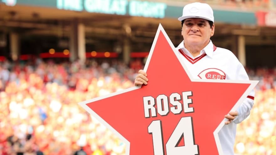 Look: Cincinnati Reds Honor Legend Pete Rose Outside of Great American Ball Park