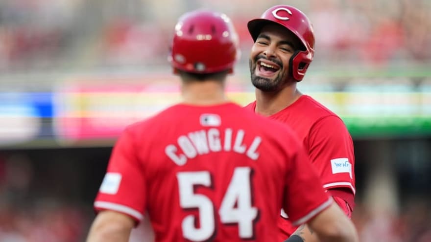 Look: Reds Get Special Visitor Ahead of Latest Arizona Fall League Game