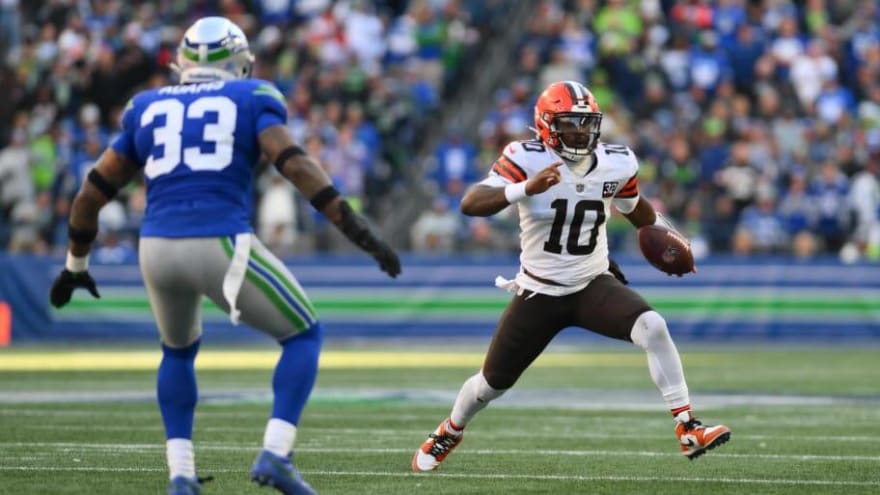 Former Browns&#39; Quarterback Signs With The Seattle Seahawks