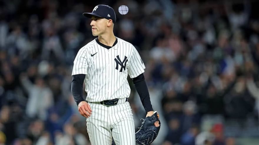 Yankees Considered &#39;Slam Dunk&#39; to Pick Up Surging Reliever&#39;s Contract Option