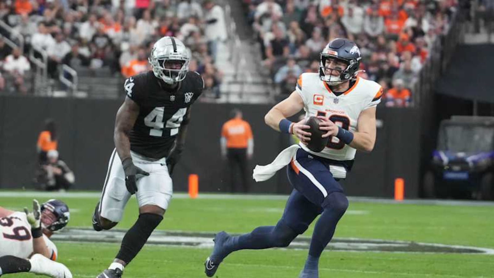 Patriots Sign Former First-Round LB