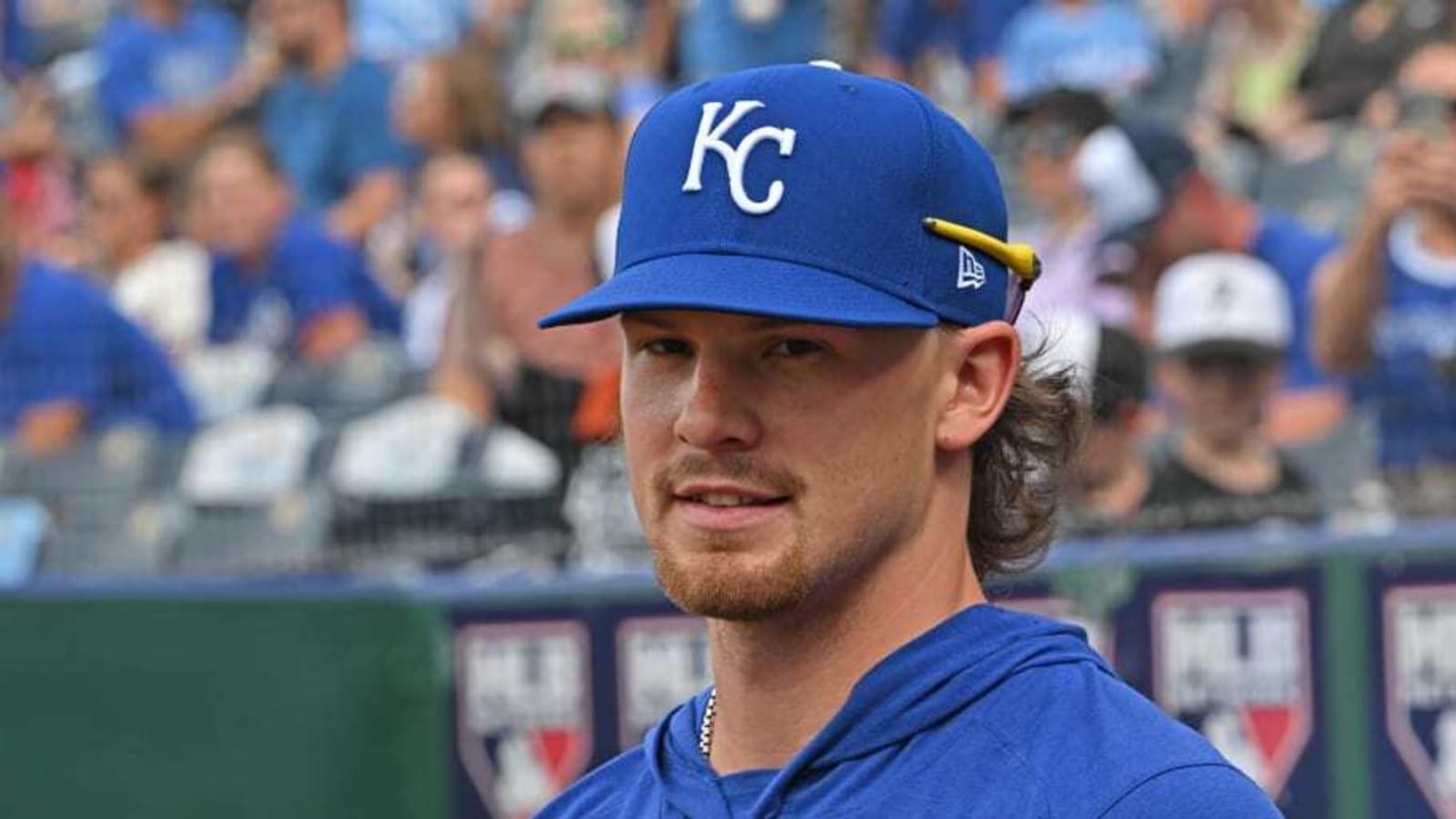 Kansas City Royals&#39; Bobby Witt Jr. Honors &#39;Backyard Baseball&#39; Legend With Custom Bat