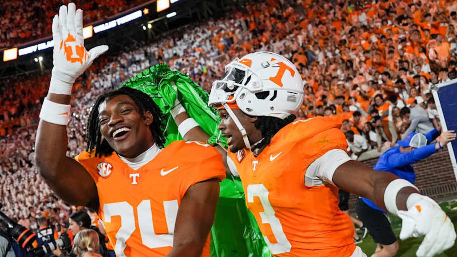 Tennessee Football&#39;s Jordan Matthews Enters Transfer Portal