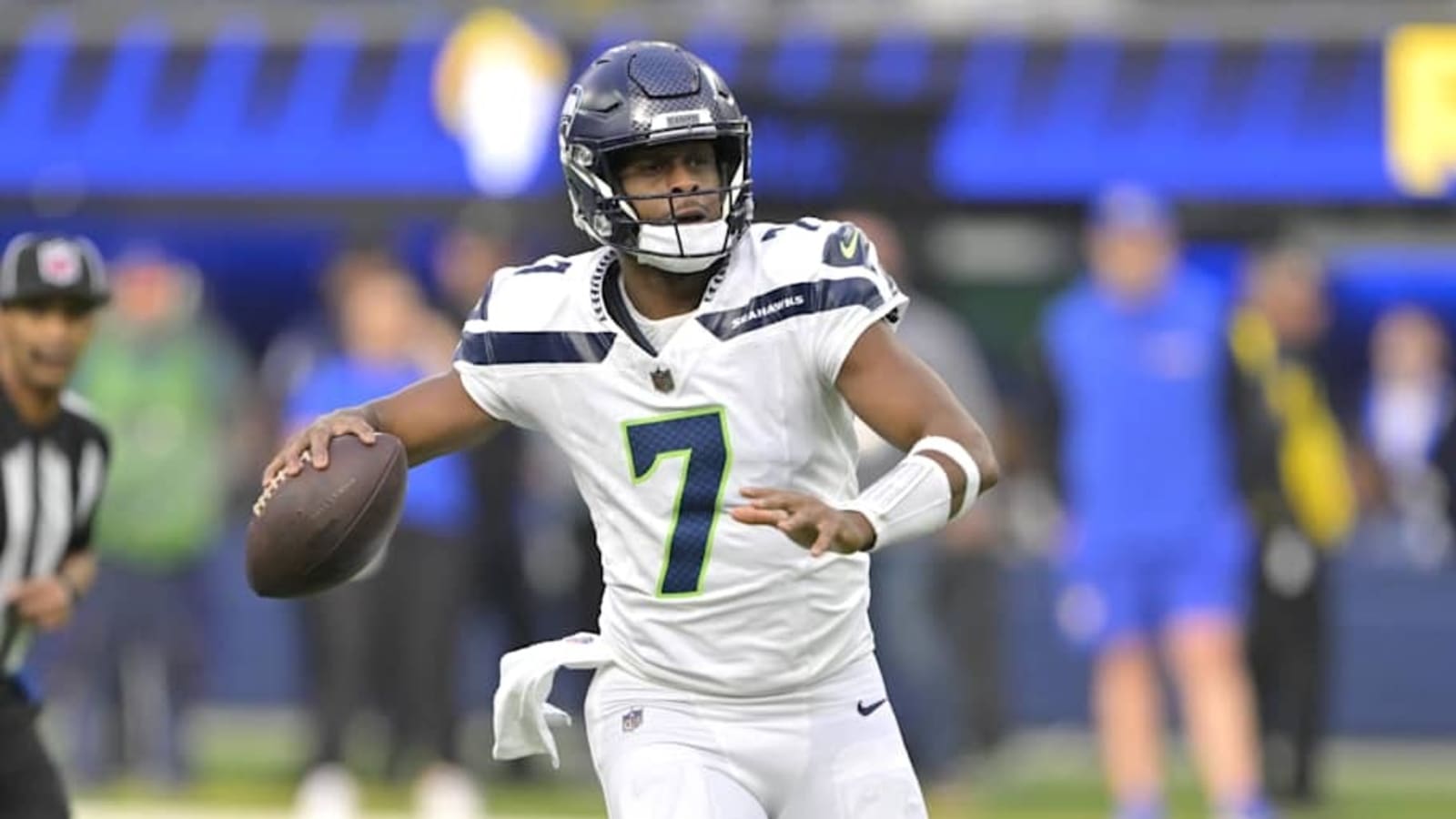 Domino Effect Triggered By Raiders&#39; Geno Smith Trade