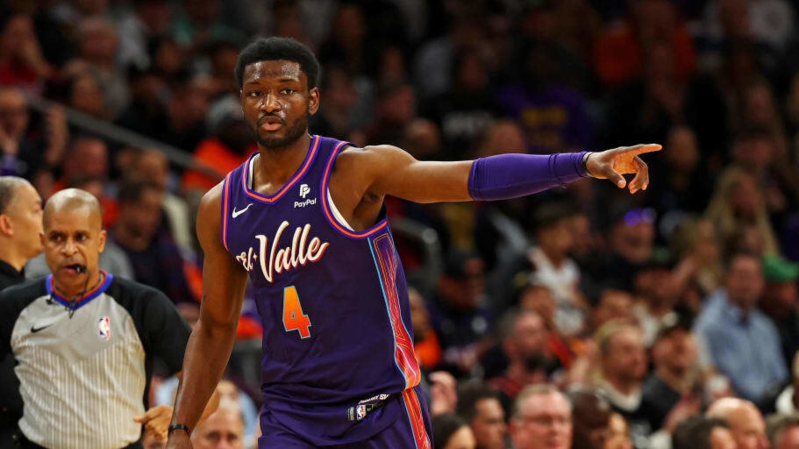 REPORT: Former Suns Player Signs Overseas