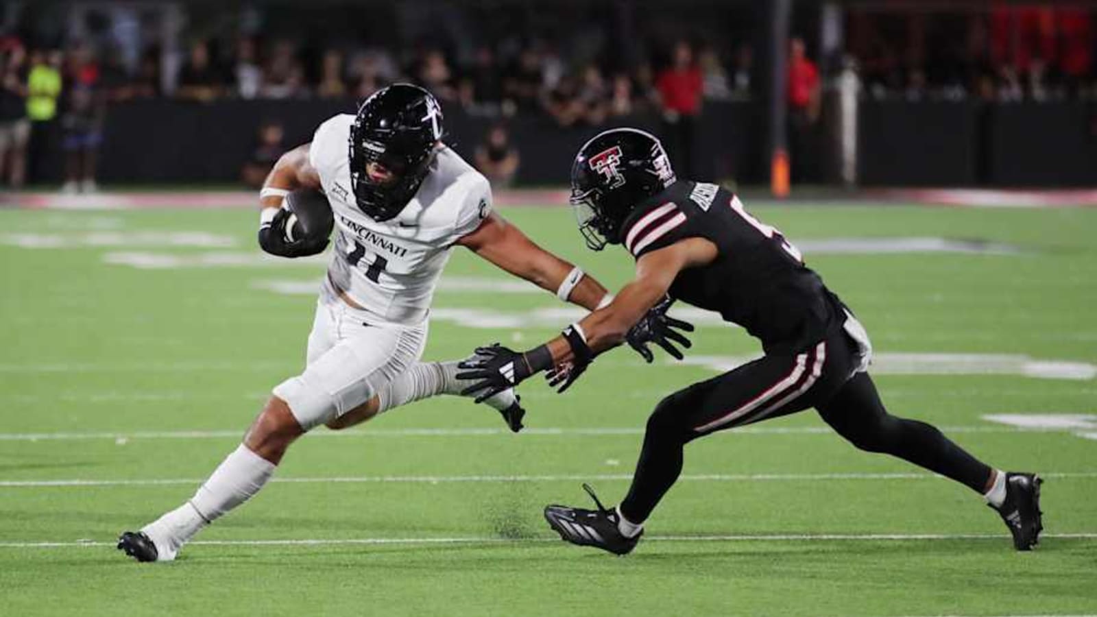 Watch: Joe Royer Dives Into Opening Days of  Cincinnati Football Spring Practice