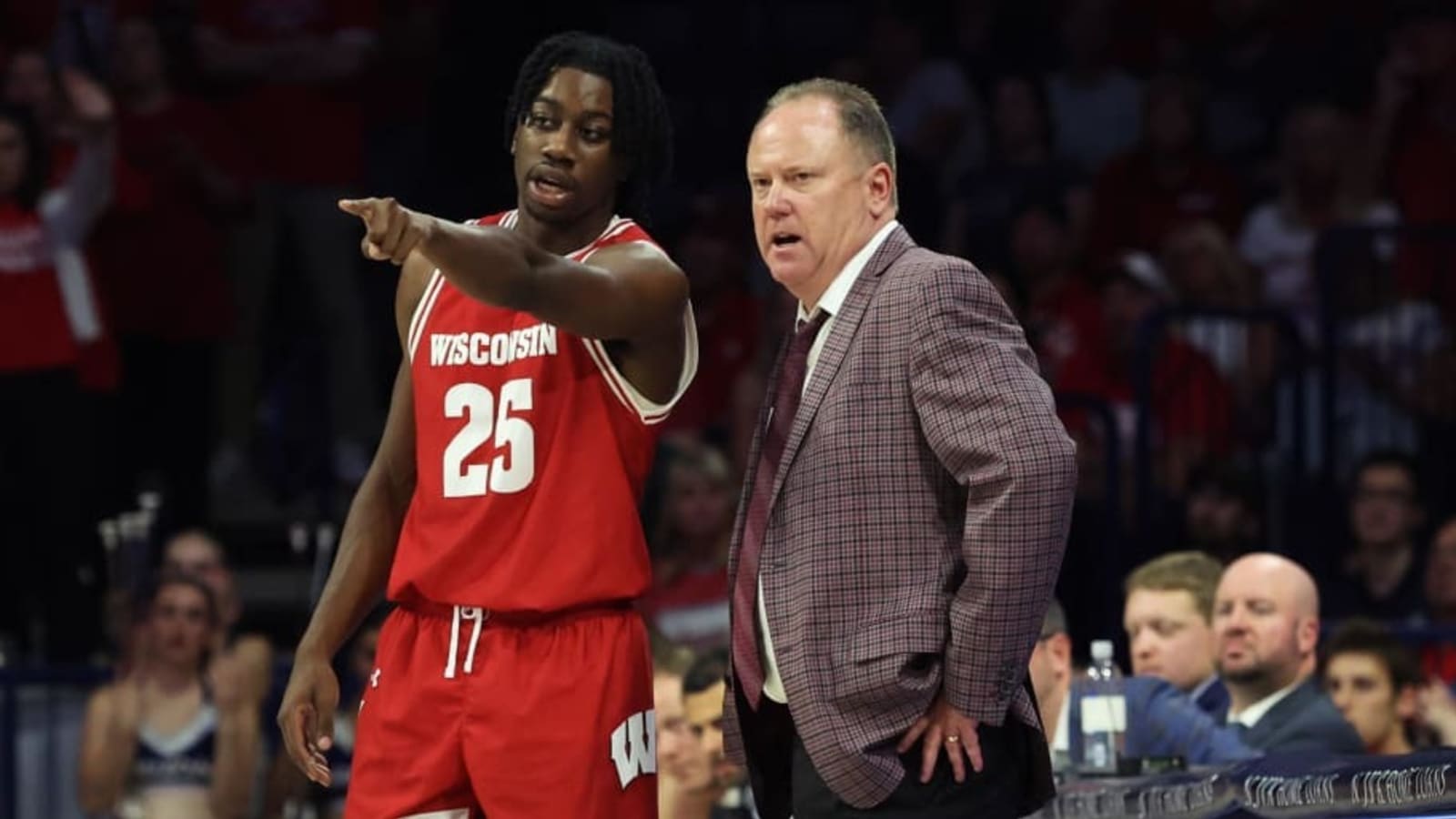 Badgers unveil 2024 nonconference men&#39;s basketball schedule