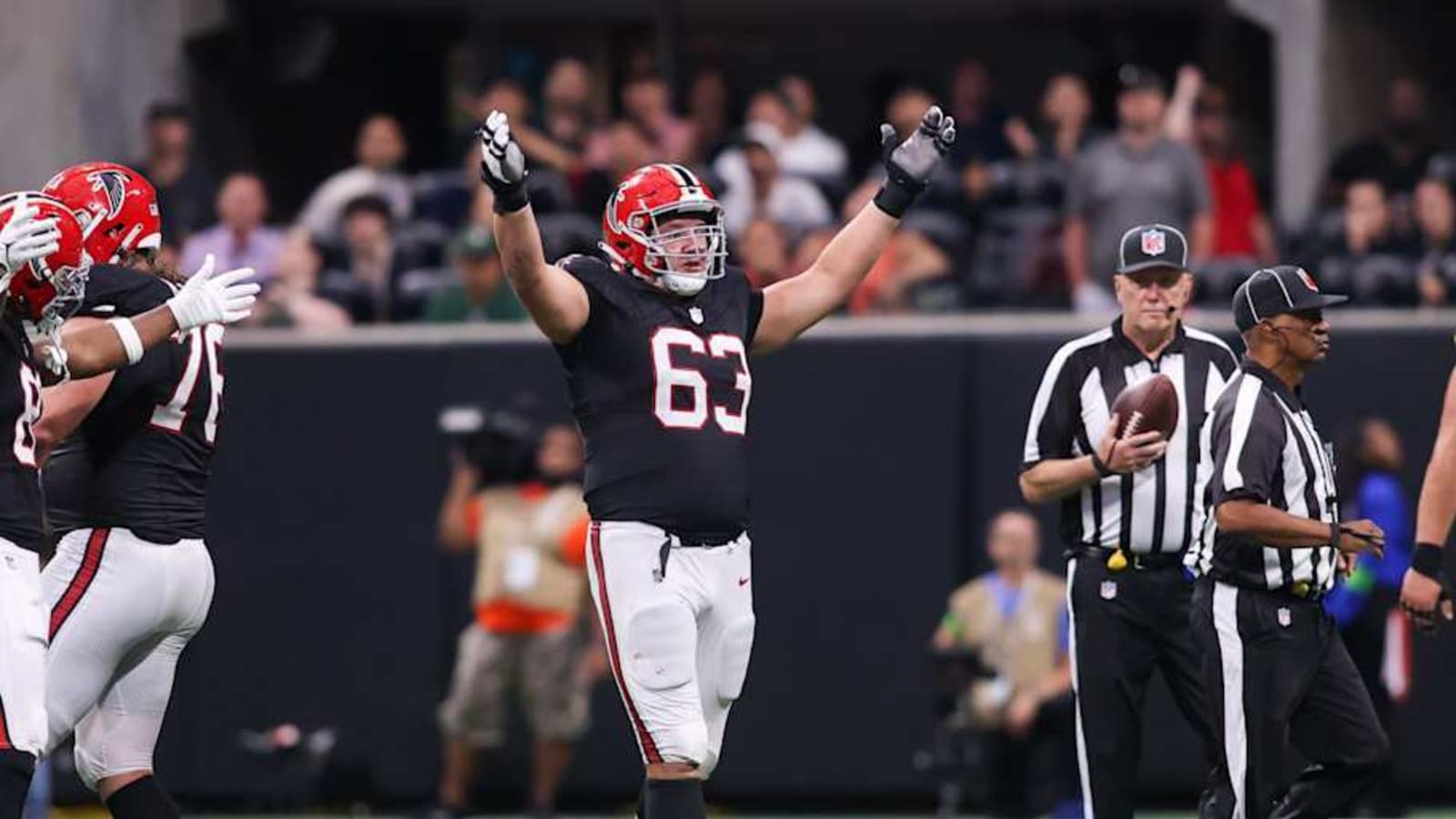 Atlanta Falcons Chris Lindstrom Named All-Pro
