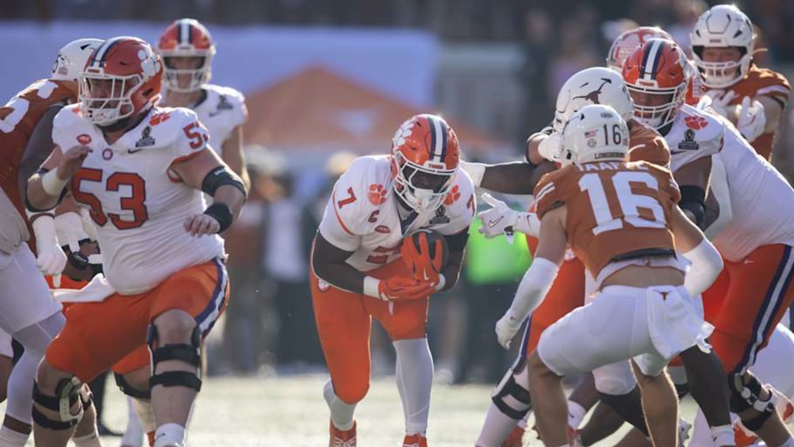 Las Vegas Raiders Select Clemson Tigers Offensive Star in NFL Mock