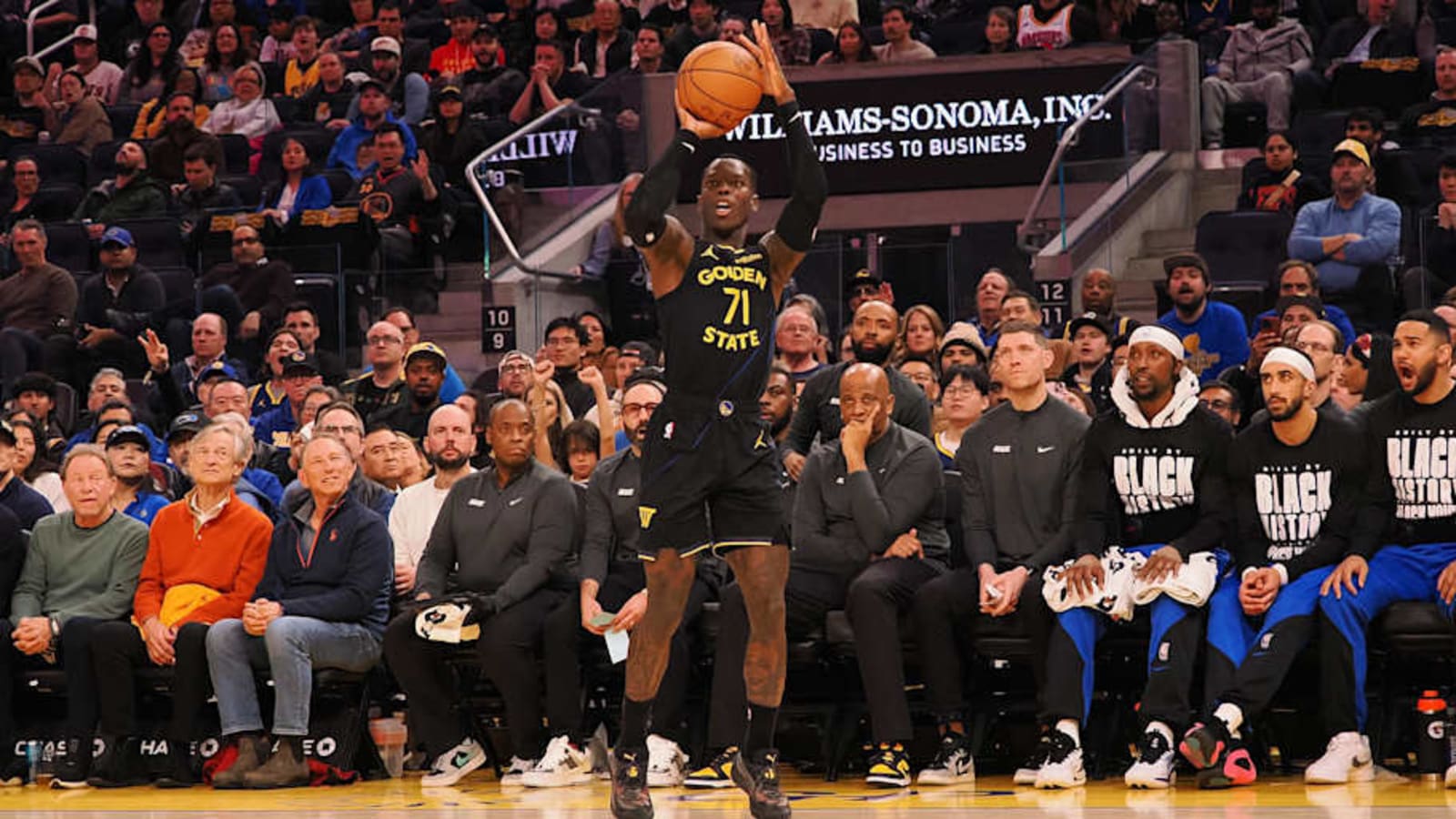 Lakers Legend Shares Positive Thoughts on Pistons Trade Pickup