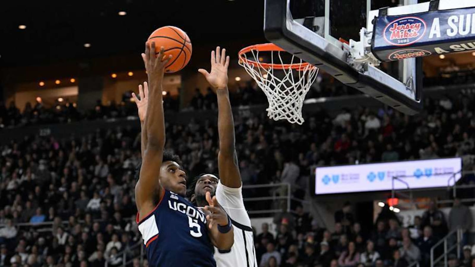 Michigan Basketball: How Tarris Reed, Dug McDaniel, and other transfers are doing at new homes